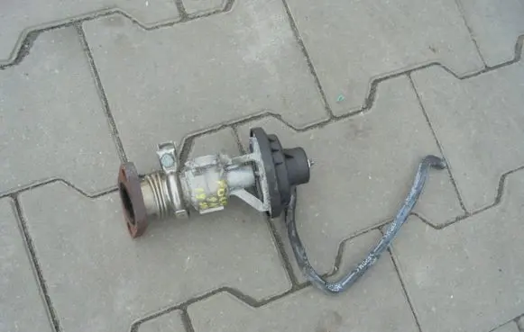 Seat Leon (1M) EGR valve