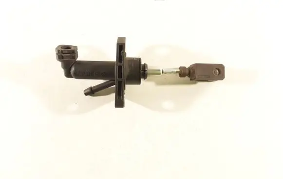 Suzuki SX4 Clutch master cylinder 2381079J00 KG15697