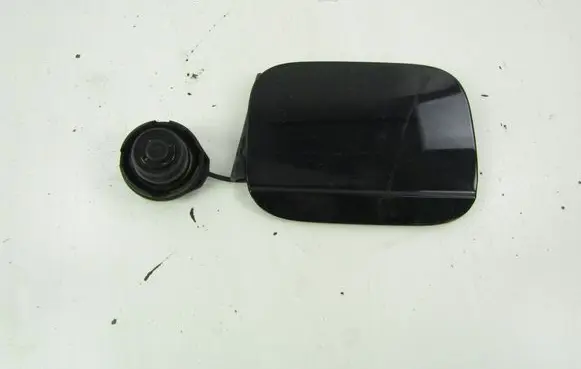 Audi A4 S4 B7 8E 8H Fuel tank cap trim 