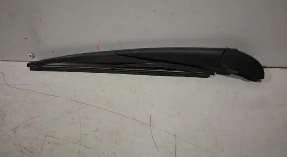 Toyota RAV 4 (XA50) Rear wiper blade 