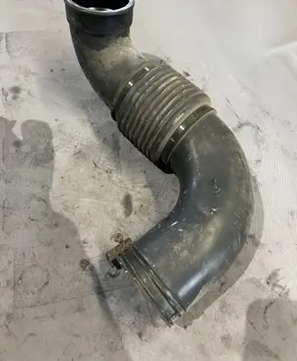 Hyundai Tucson JM Air intake hose/pipe 281392E250 281392E25 281392250