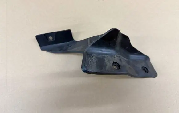 Citroen C4 Cactus Fender mounting bracket 9805295480