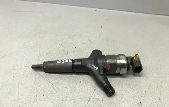 Subaru Outback Fuel injector 16613AA020