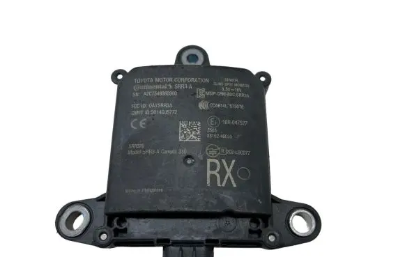 Lexus RX 450H Blind spot module 10R047527 A2C7548860300