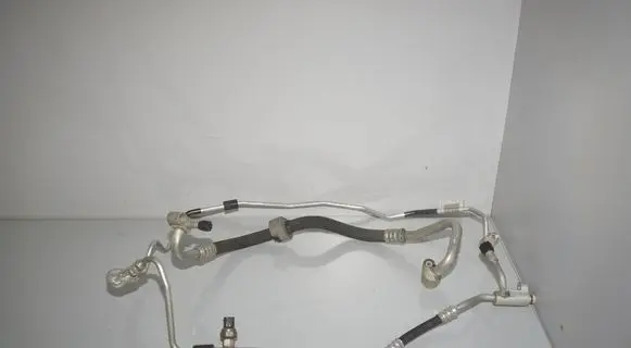 Air conditioning (A/C) pipe/hose