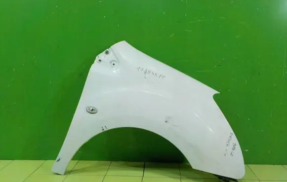 Peugeot Partner Fender PRZOD PRAWY