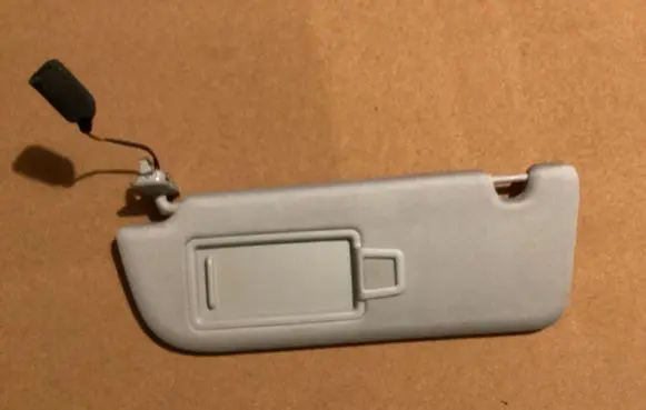 Audi e-tron Sun visor 4K868523