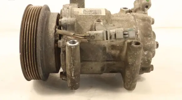 Renault Kangoo II Air conditioning (A/C) compressor (pump) 8200953359