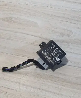 Audi A6 S6 C6 4F Light module LCM 8P0907357C 5LA00837922