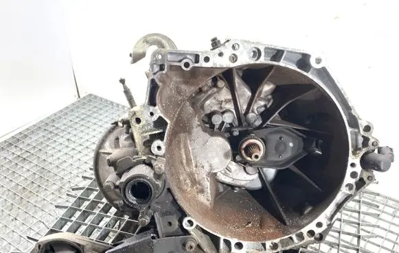 Peugeot 208 I Manual 5 speed gearbox 20ET31