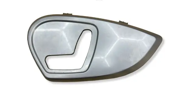 Mercedes-Benz ML W164 Front door seat control surround trim A6758