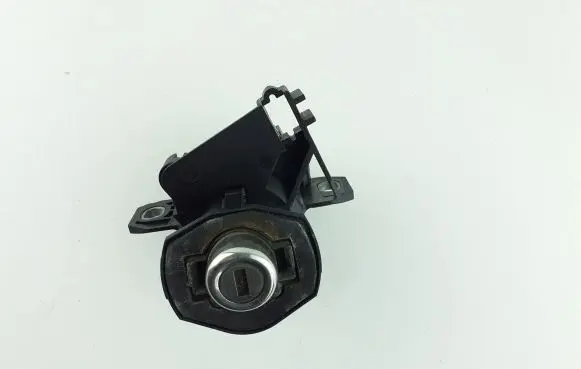 Loading door lock