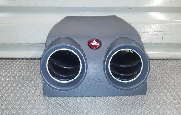 Mitsubishi Colt Dash center air vent grill MR951746
