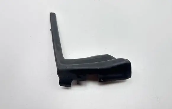 Toyota Yaris Fender end trim 538660D170