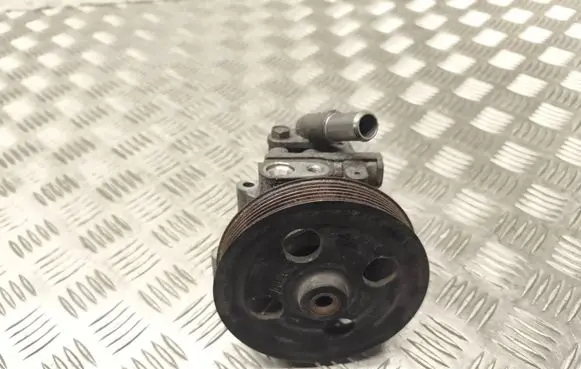 Ford Mondeo MK IV Power steering pump 6G913A696CE