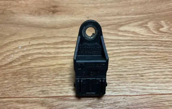 Renault Trafic II (X83) Camshaft position sensor 8200038472 144447 PA66GF30