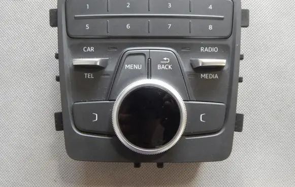 Audi Q7 4M Head unit multimedia control 4M0919614A