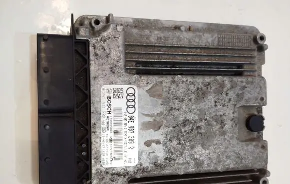 Audi A4 S4 B9 Engine control unit/module ECU 04E907309R