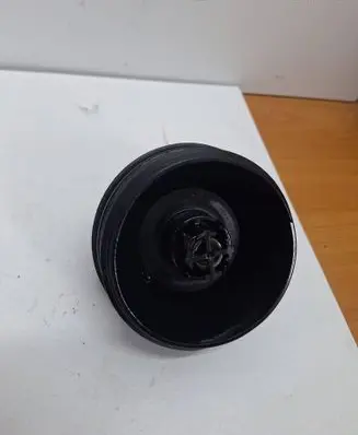 Audi A4 S4 B8 8K Oil filter cover