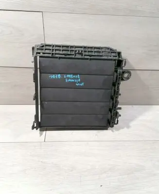 Porsche Cayenne (9Y0 9Y3) Intercooler air guide/duct channel 9Y0122356C