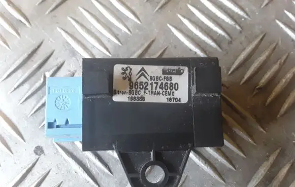 Peugeot 407 Other relay 9652174680