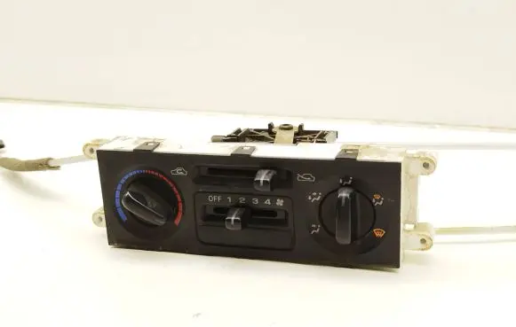 Subaru Forester SF Climate control unit