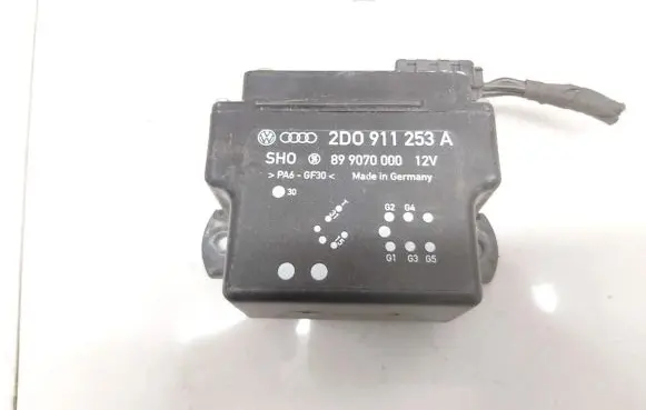 Volkswagen II LT Glow plug pre-heat relay 2d0911253a 899070000