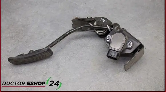 Toyota Corolla E120 E130 Accelerator throttle pedal