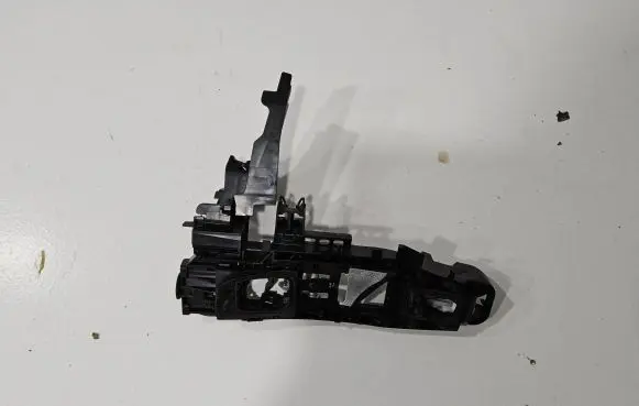 Front door exterior handle/bracket