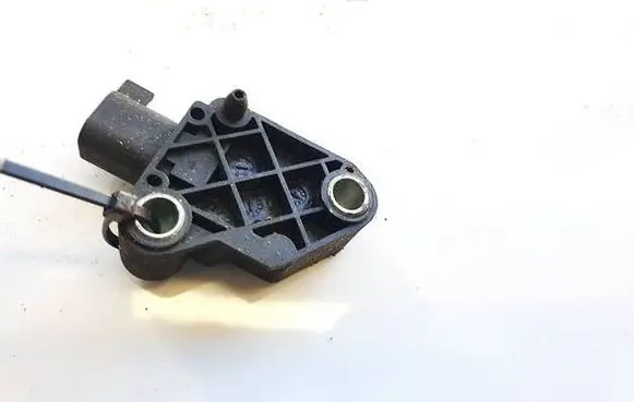 Land Rover Discovery 3 - LR3 Airbag deployment crash/impact sensor 5H214A686BA