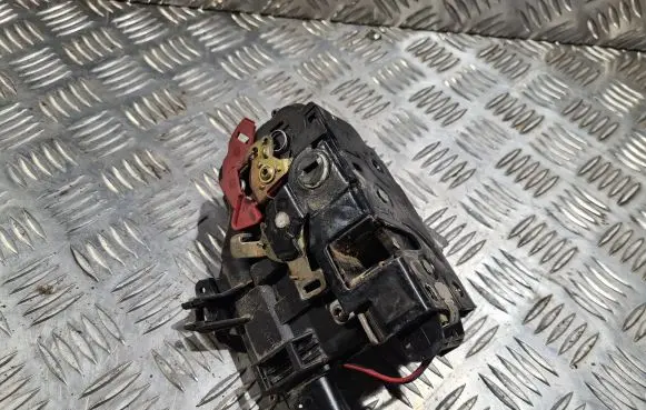 Audi A4 S4 B6 8E 8H Rear door lock