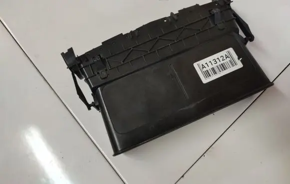 Mercedes-Benz A W169 Dash center air vent grill 