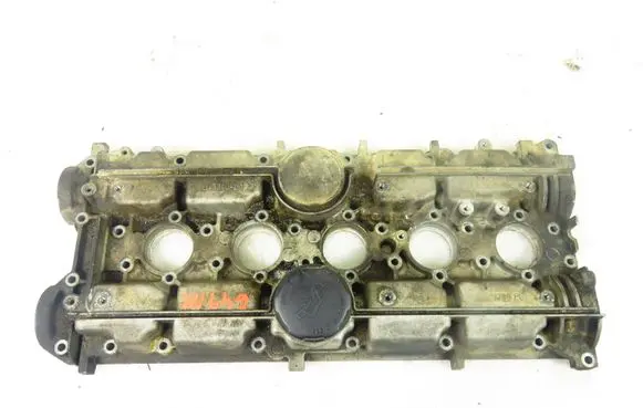 Volvo 850 Rocker cam cover 1001280P09