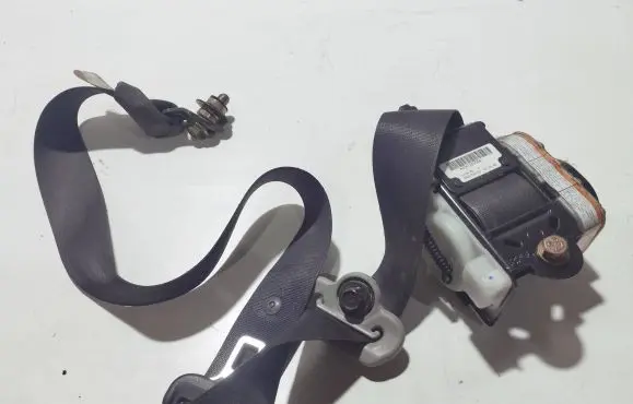 Honda Stream Front seatbelt 0430066 J7N125000