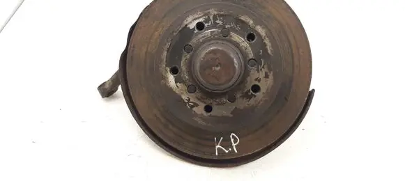 Mercedes-Benz COMPAKT W115 Front wheel hub