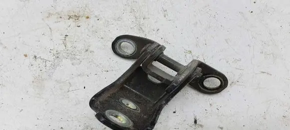 Honda Insight Rear door lower hinge NOCODE