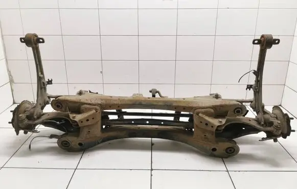Toyota Auris E180 Rear subframe 