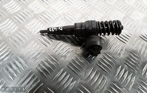 Volkswagen PASSAT B6 Fuel injector 038130073bq 0414720312