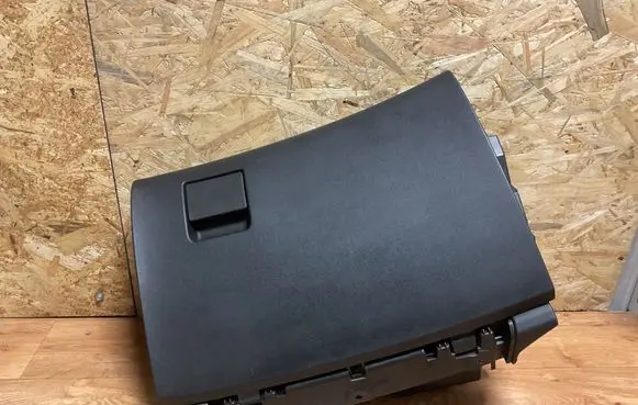 Opel Insignia A Glove box 13308550 13308551