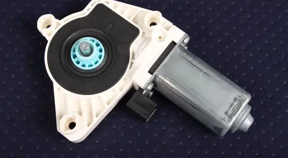 Citroen C3 Front door window regulator motor 5Q4959801B