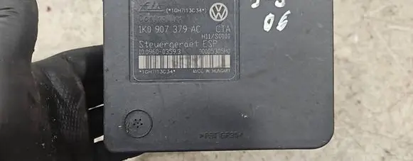 Volkswagen Golf V ABS Pump 1K0907379AC 00005305H0 10096003593
