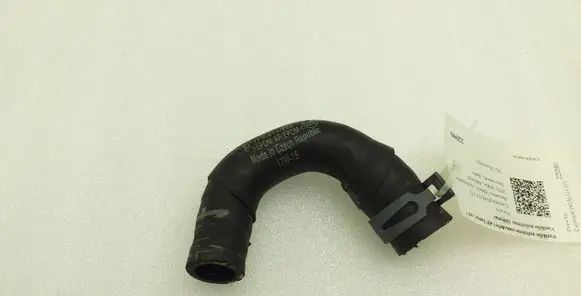 Porsche Cayenne (92A) Engine coolant pipe/hose 7P5815993