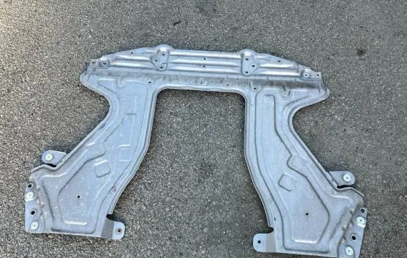 BMW 8 G15 Other body part 6887415