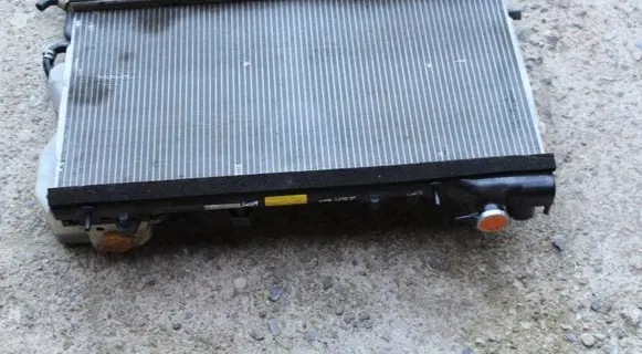 Subaru Forester SG Radiator set 