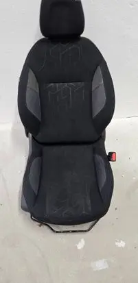 Peugeot 3008 II Front passenger seat 16352560NN
