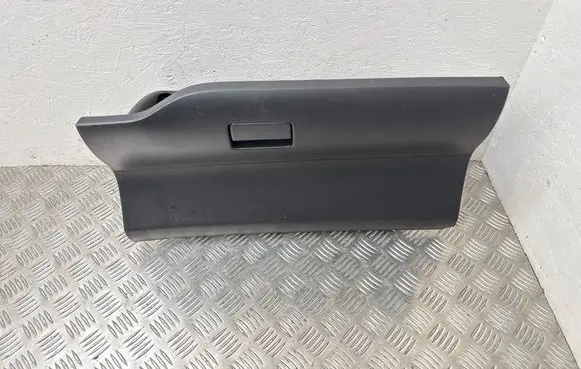 Toyota Auris 150 Glove box 5555202100