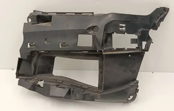 BMW 6 G32 Gran Turismo Front bumper mounting bracket 8069713 15067010 51118069713