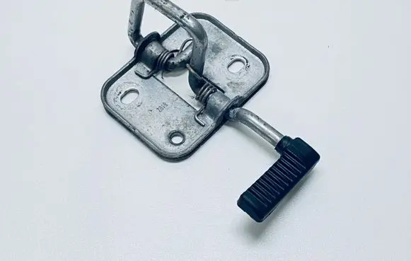 Volkswagen Up Engine bonnet/hood lock/latch loop/hook 1S0823186A