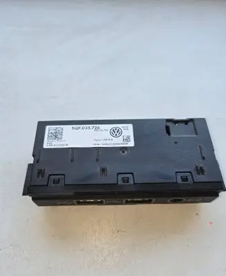 Volkswagen Tiguan Allspace USB socket connector 5QF035726 09941006719
