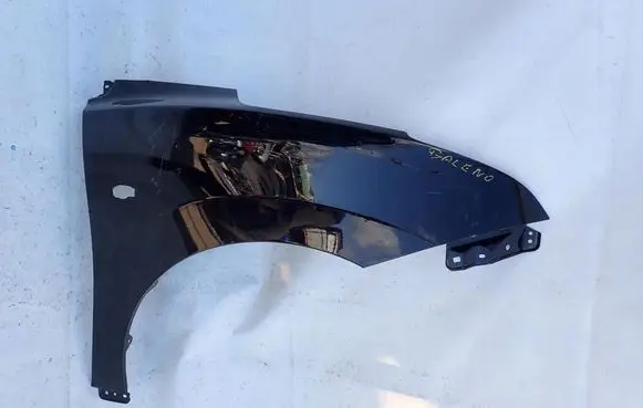 Suzuki Baleno IV Fender